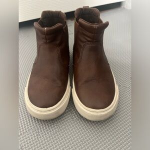 Brown boots boy